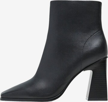 MANGO Ankle Boots 'Yves' in Black: front