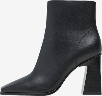 MANGO Stiefelette 'Yves' in Schwarz: predná strana