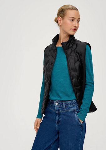 Gilet di s.Oliver in nero: frontale