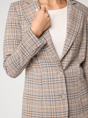 Blazer di Quiosque in beige