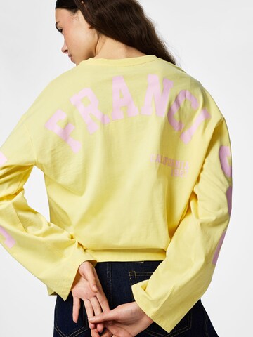 T-shirt 'Ria Fany' PIECES en jaune