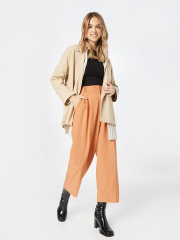 s.Oliver BLACK LABEL Loose fit Pleat-Front Pants in Orange