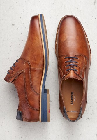 Chaussure à lacets 'KAZAN' LLOYD en marron