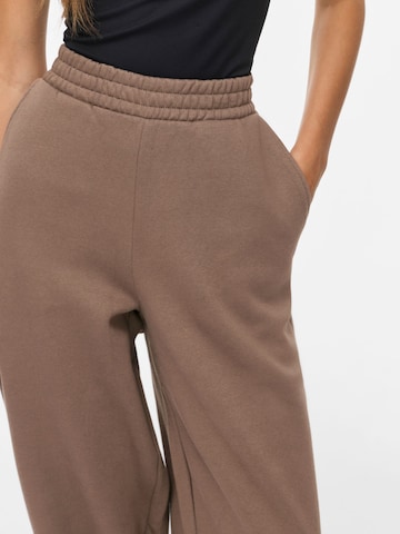 VILA Regular Hose in Braun