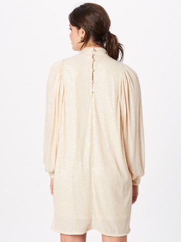 Robe 'Filipa' KAREN BY SIMONSEN en beige