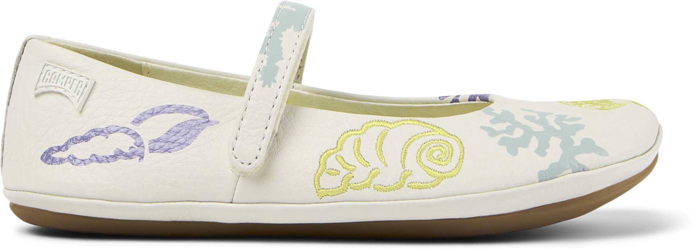 CAMPER Ballerina's 'Right' in Wit