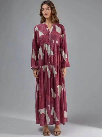 Hiccup Shirt Dress in Red