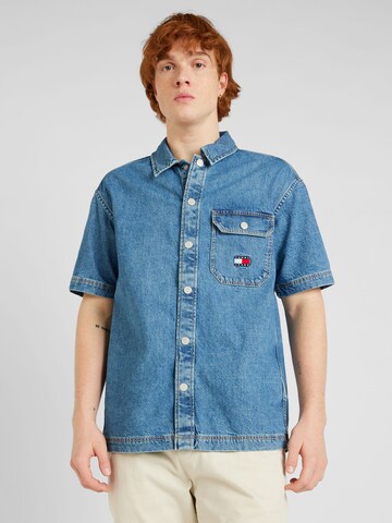 Tommy Jeans Regular fit Button Up Shirt in Blue: front