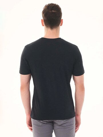Organication T-Shirt in Schwarz