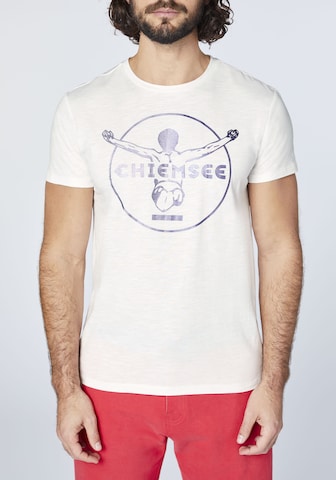 Coupe regular T-Shirt CHIEMSEE en blanc