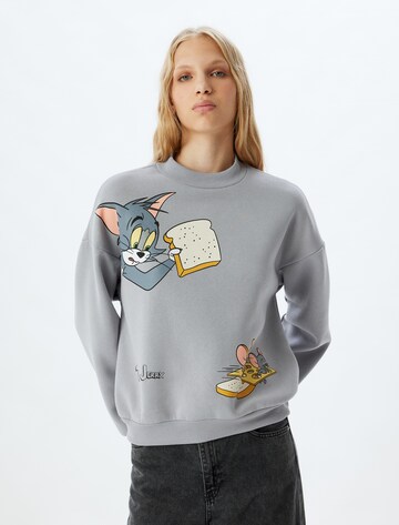 Koton Sweatshirt in Grijs: voorkant