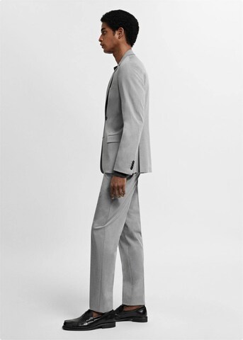 Regular Pantalon à plis 'Paulo' MANGO MAN en gris