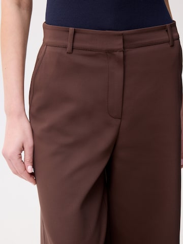 adl Regular Broek in Bruin