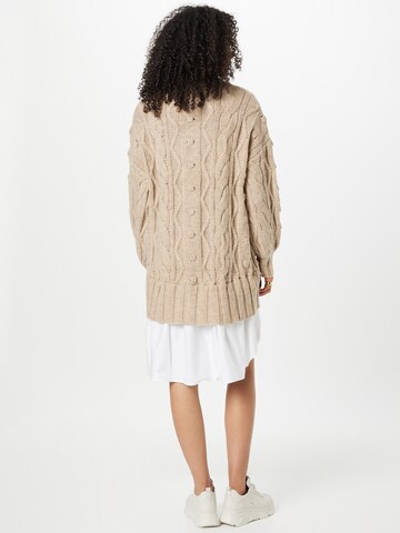 Robes en maille River Island en beige