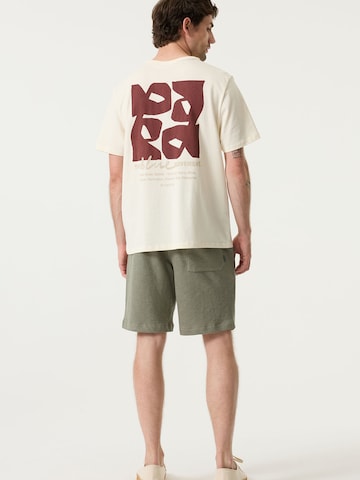 GARCIA Bluser & t-shirts i hvid: forside