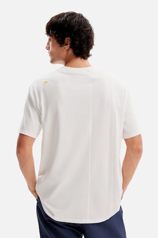 T-Shirt Desigual en blanc