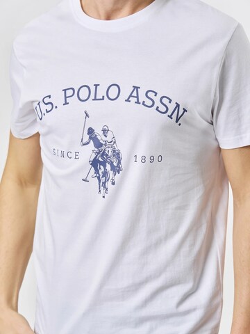 U.S. POLO ASSN. Bluser & t-shirts 'Archibald' i hvid