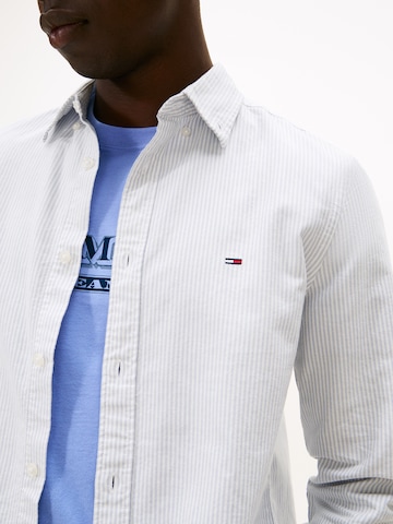 Tommy Jeans Přiléhavý střih Košile – modrá