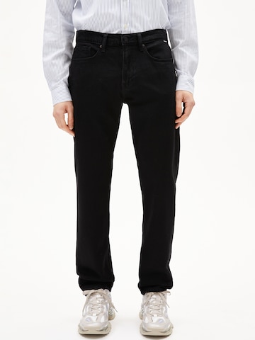 ARMEDANGELS Regular Jeans DYLAANO in Schwarz: Vorderseite