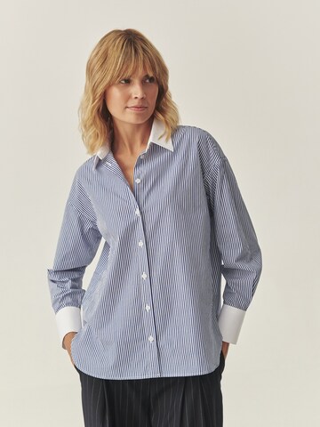 TATUUM Blouse 'Manhattan' in Blue: front