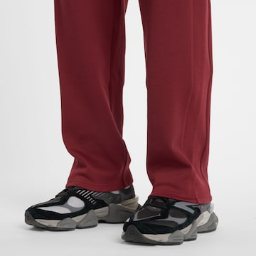 new balance - regular Pantalón deportivo 'Post Season' en rojo