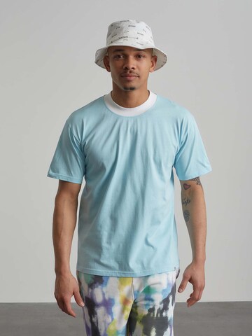 T-Shirt 'Gian' ABOUT YOU x Benny Cristo en bleu : devant