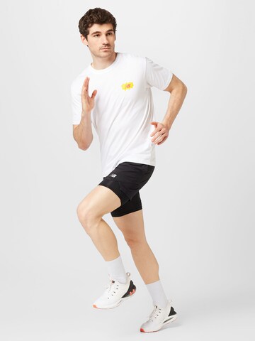 new balance T-Shirt in Weiß