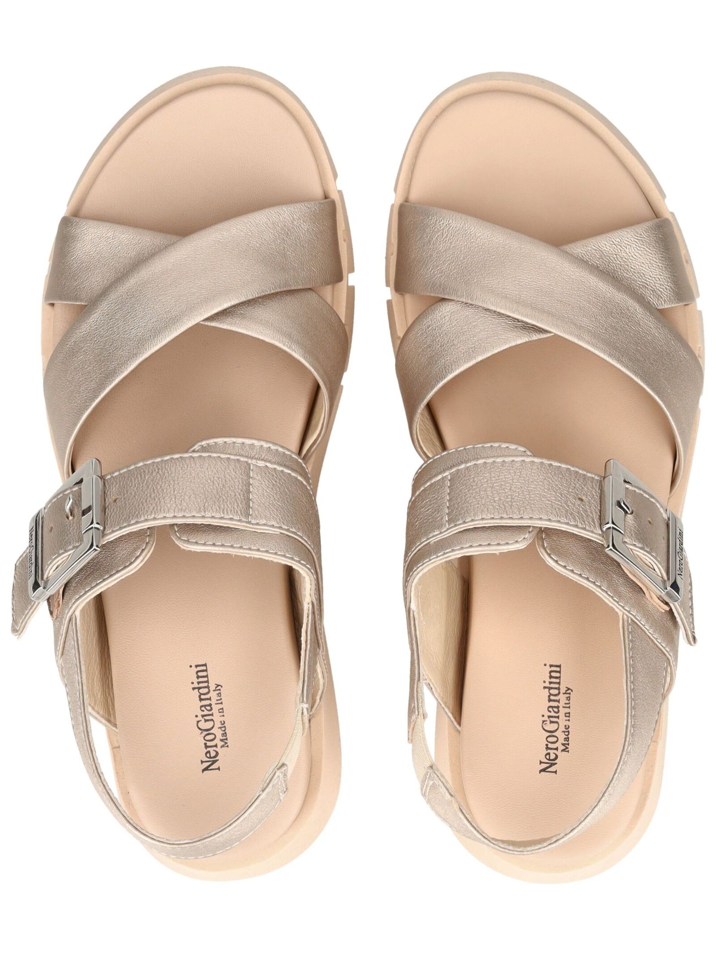 Sandalo di Nero Giardini in oro