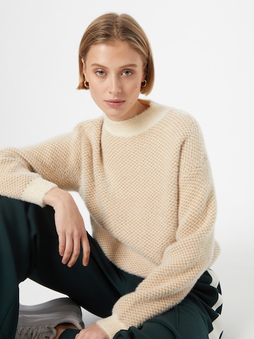 Pullover 'Mae' di Another Label in beige
