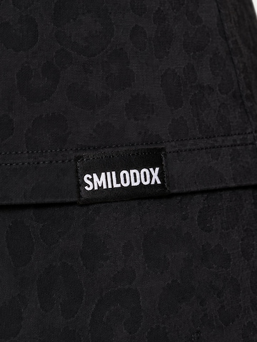 Smilodox Shirt 'Velvara' in Schwarz