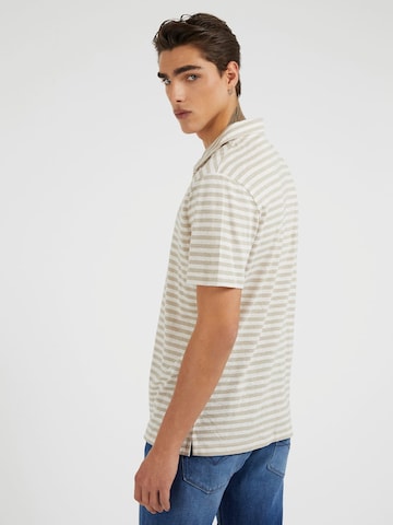 GUESS Poloshirt 'Embro' in Beige
