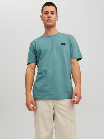 Tricou de la JACK & JONES pe albastru: față