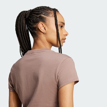 ADIDAS ORIGINALS Tričko 'Essentials' – hnědá