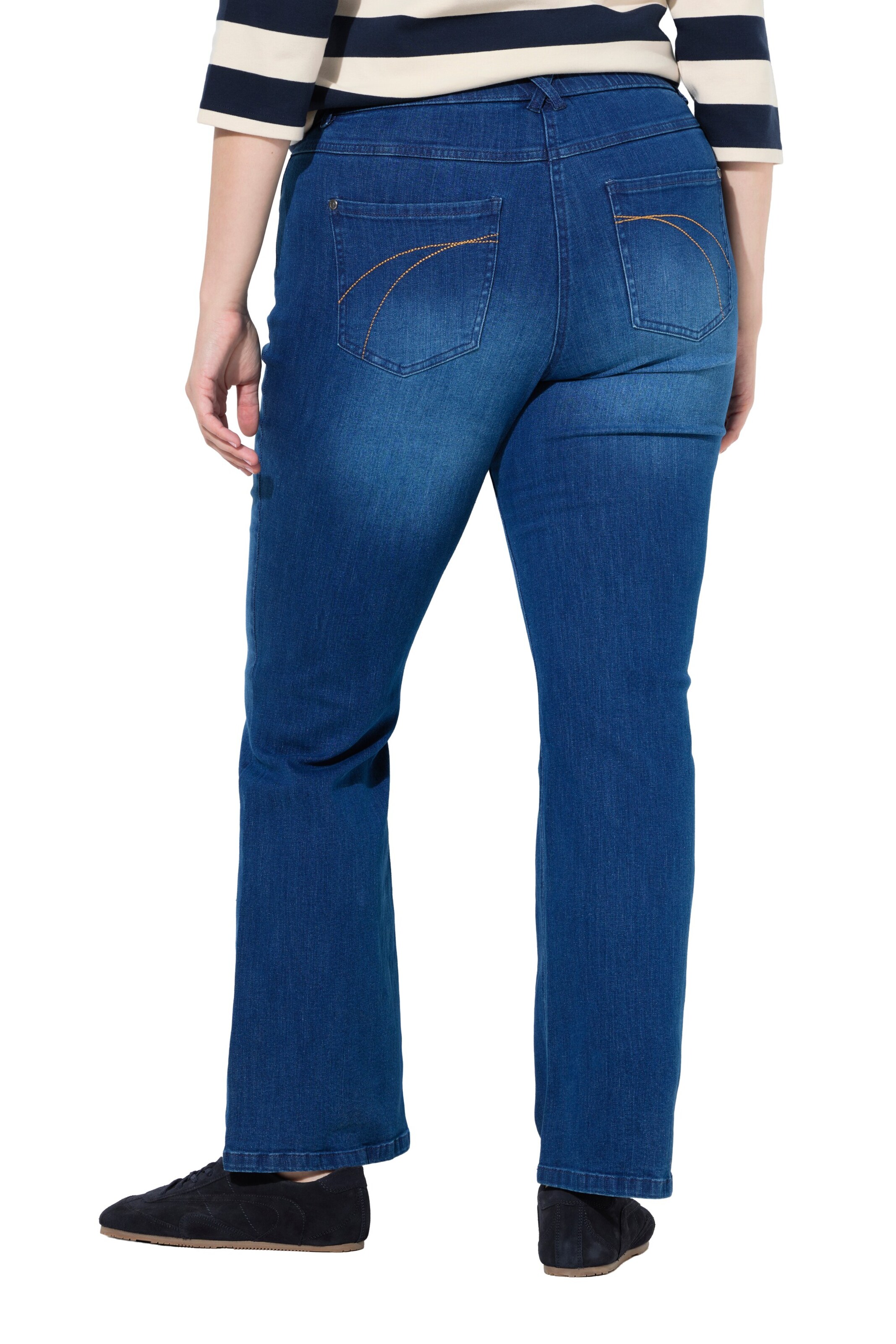 Ulla Popken Flared Jeans in Blau