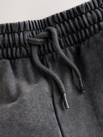 Next - regular Pantalón en gris