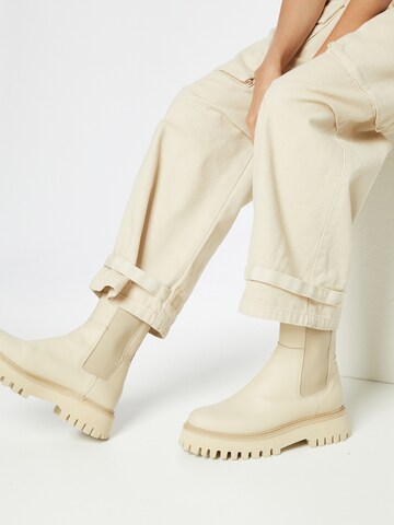 ABOUT YOU x INNA Loosefit Cargohose 'Mia' in Beige