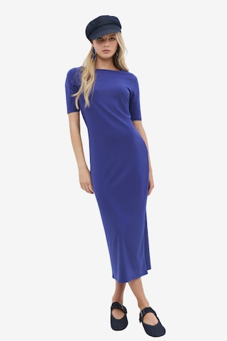 No Matter What Kleid in Blau: Vorderseite