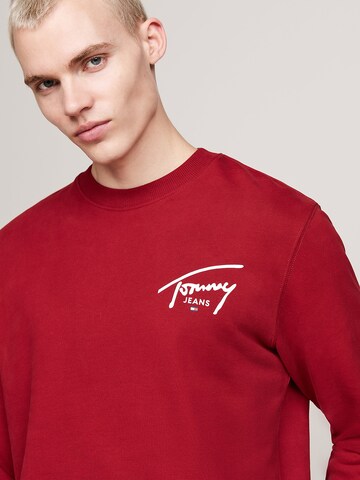 Tommy Jeans Sweatshirt in Red