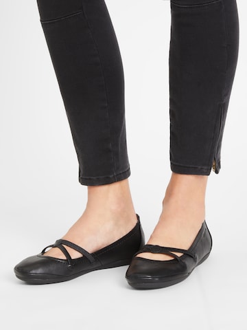 TAMARIS Ballet Flats in Black: front