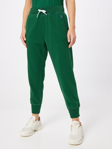 Tapered Pantaloni de la Polo Ralph Lauren pe verde: față