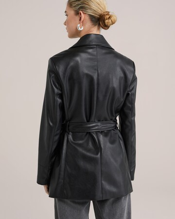 Giacca di mezza stagione di WE Fashion in nero