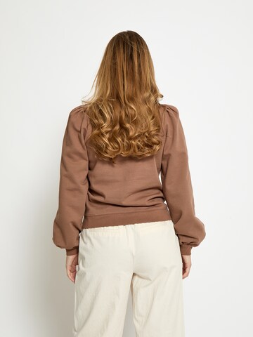 Peppercorn - Sweatshirt 'Gloria' em castanho