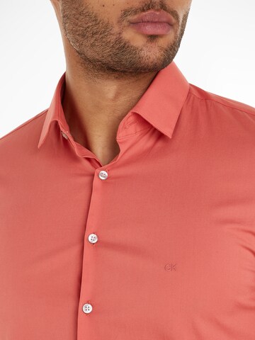 Calvin Klein Slim fit Business Shirt in Orange