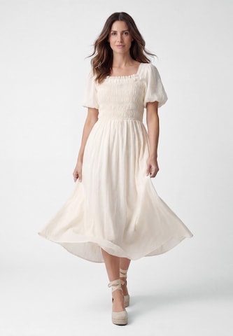 Robe Usha en beige