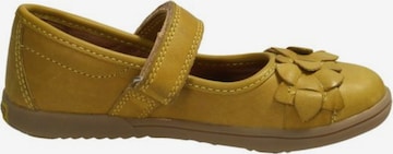 Vado Flats in Yellow