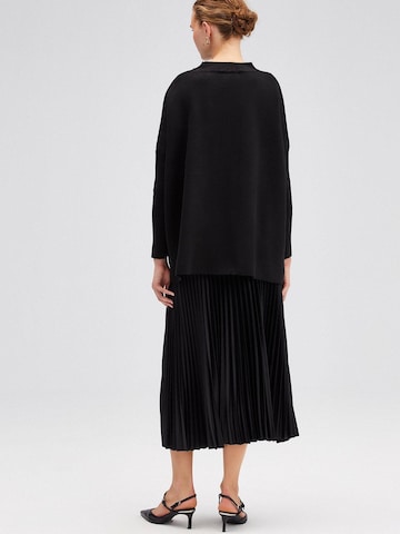 Pullover 'Drop Shoulder Knit Tunic' di Touché Privé in nero