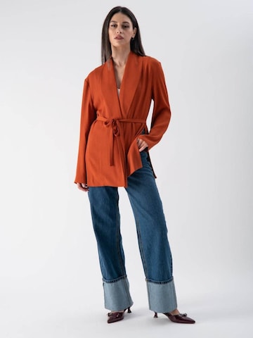 MND - Blazer en rojo