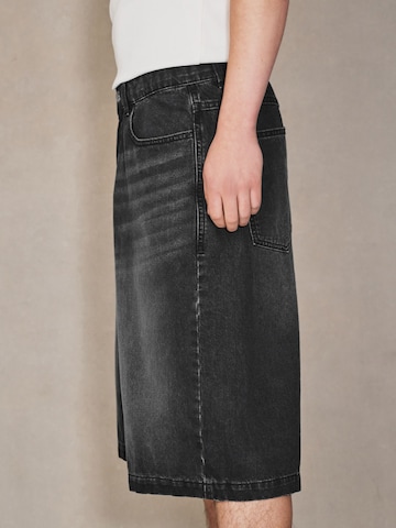 Baggy Jeans 'Jumbo Jort' di Next in nero