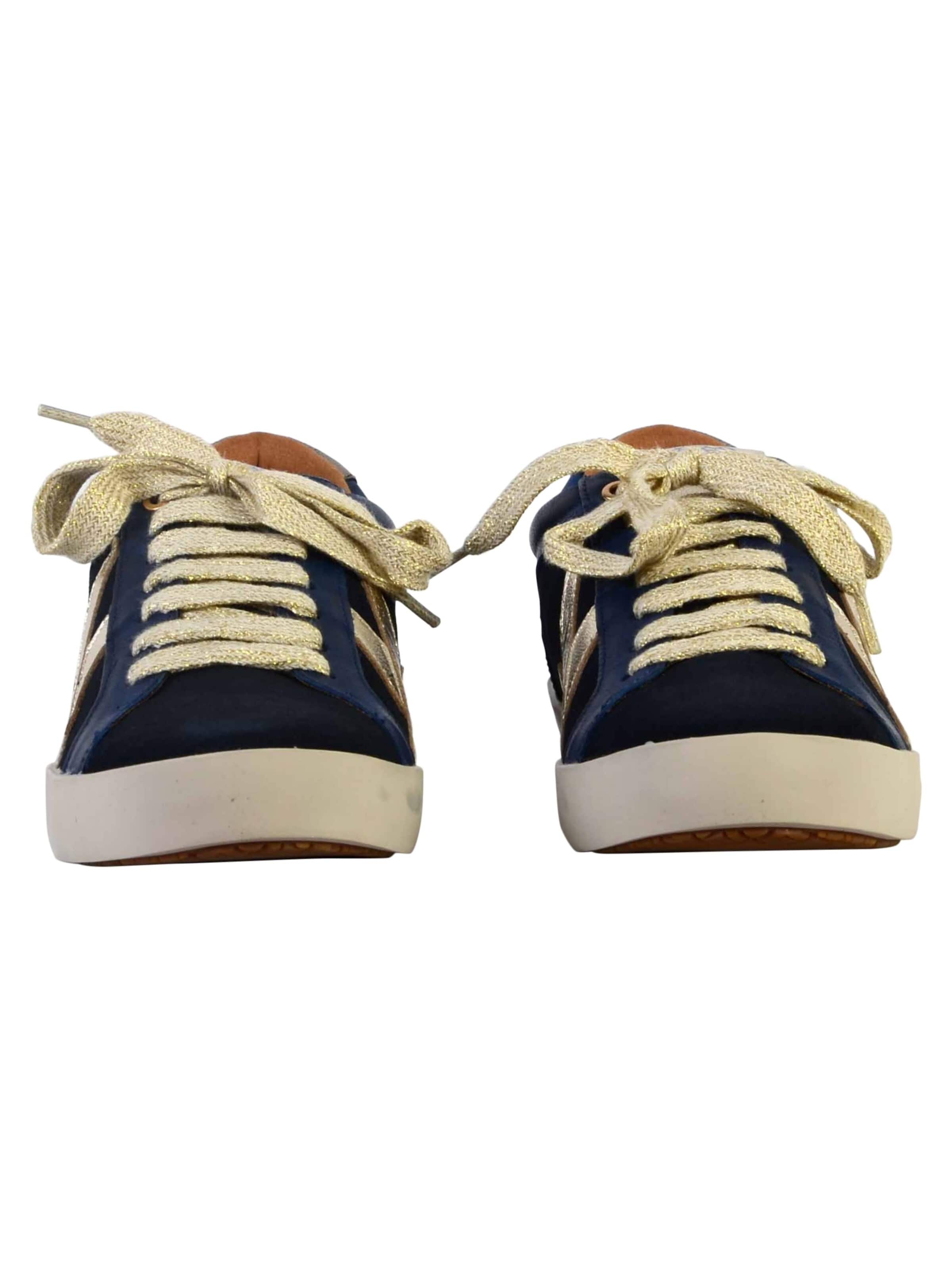 Chaussure de sport à lacets Emilie Karston en bleu