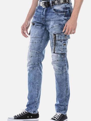 CIPO & BAXX Regular Jeanshose 'CD679', Straight Leg in trendiger Used-Optik in Blau